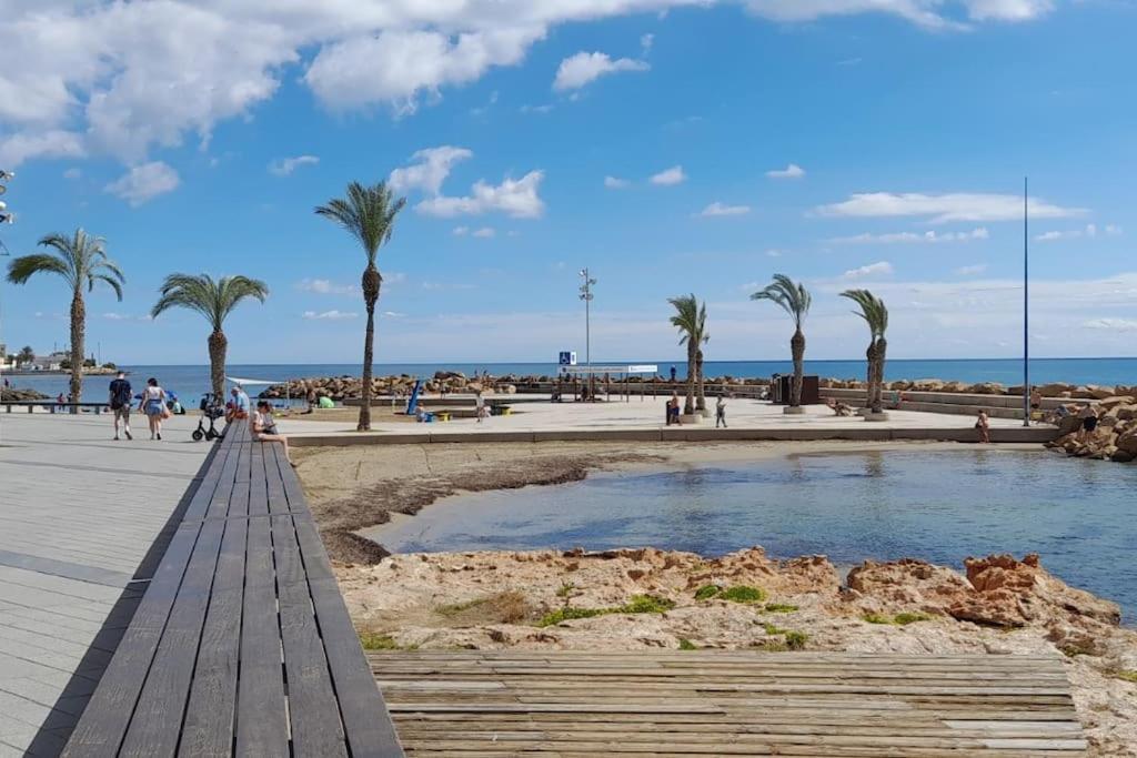 Apartment Los Locos Beach With Balcony And Wi-Fi Torrevieja Exteriör bild