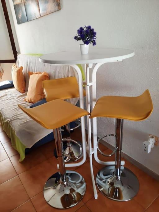 Apartment Los Locos Beach With Balcony And Wi-Fi Torrevieja Exteriör bild