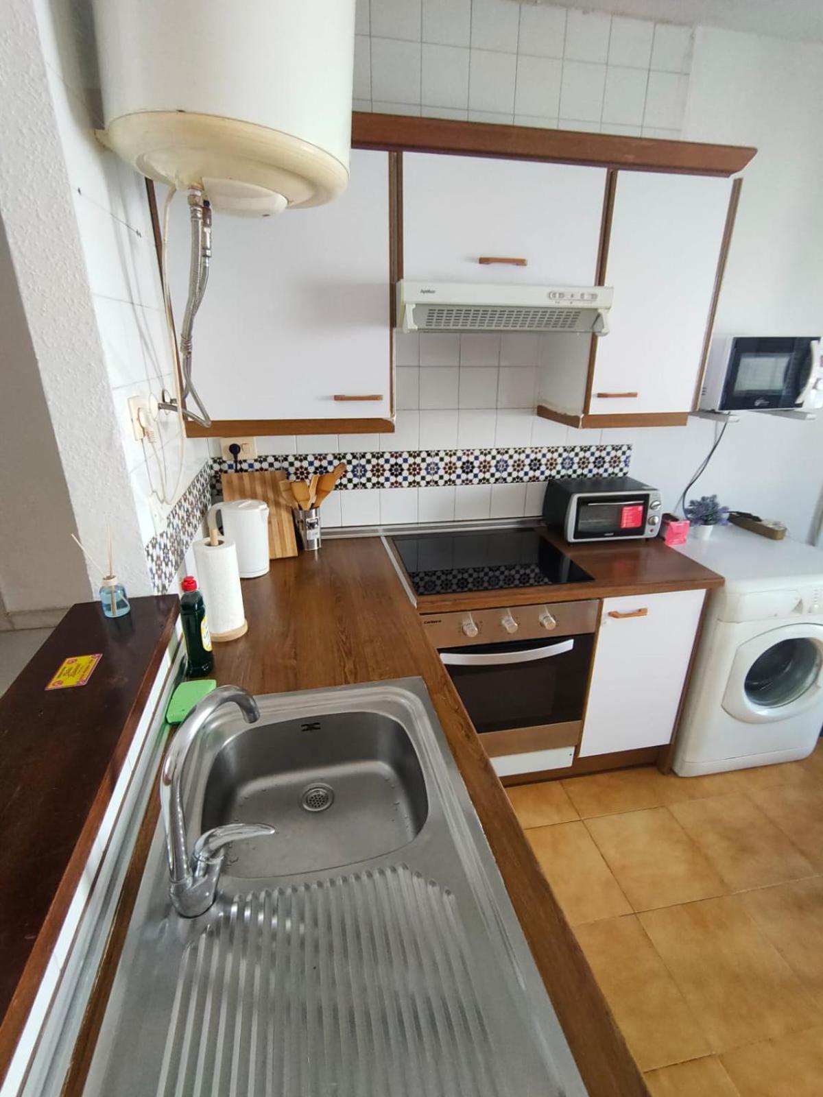 Apartment Los Locos Beach With Balcony And Wi-Fi Torrevieja Exteriör bild